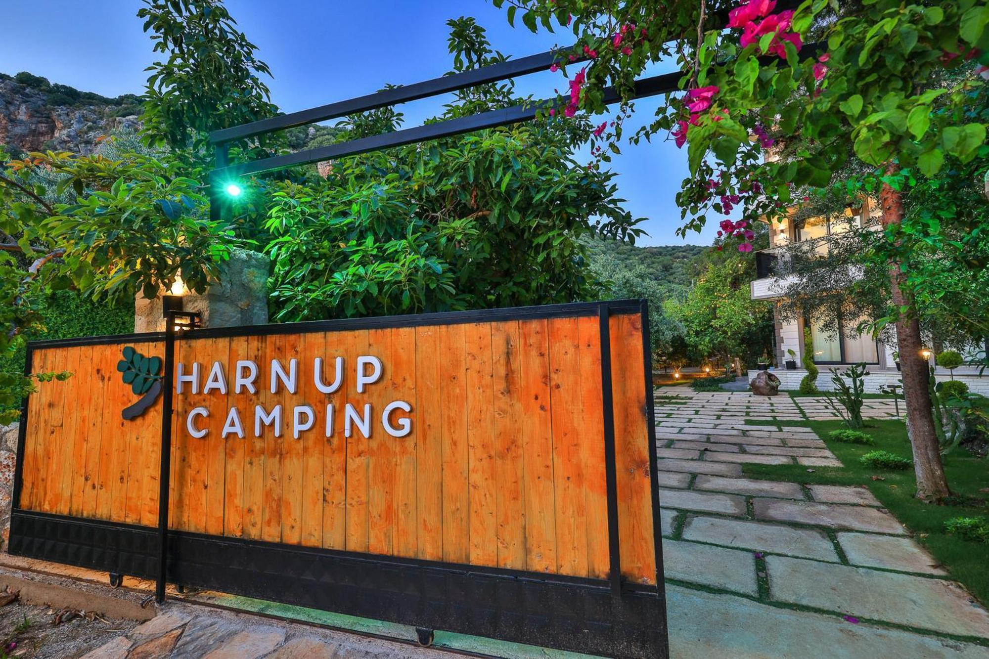 Harnup Apart Kaş Luaran gambar